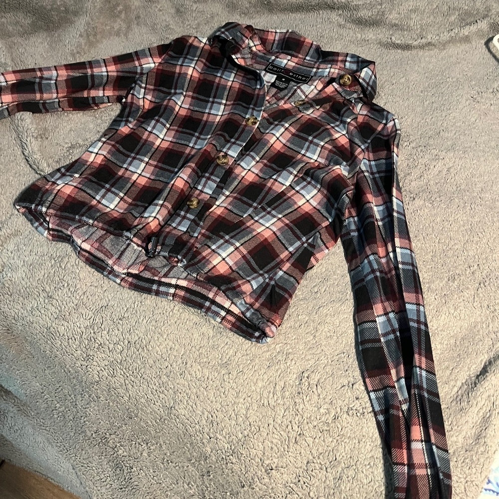 button up plaid at the waist long sleeve